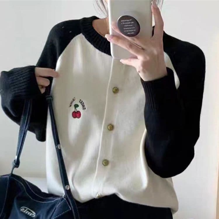 ニットカーディガン ニットカーディガン さくらんぼ刺繍 ツートーンモヘアカーディガン